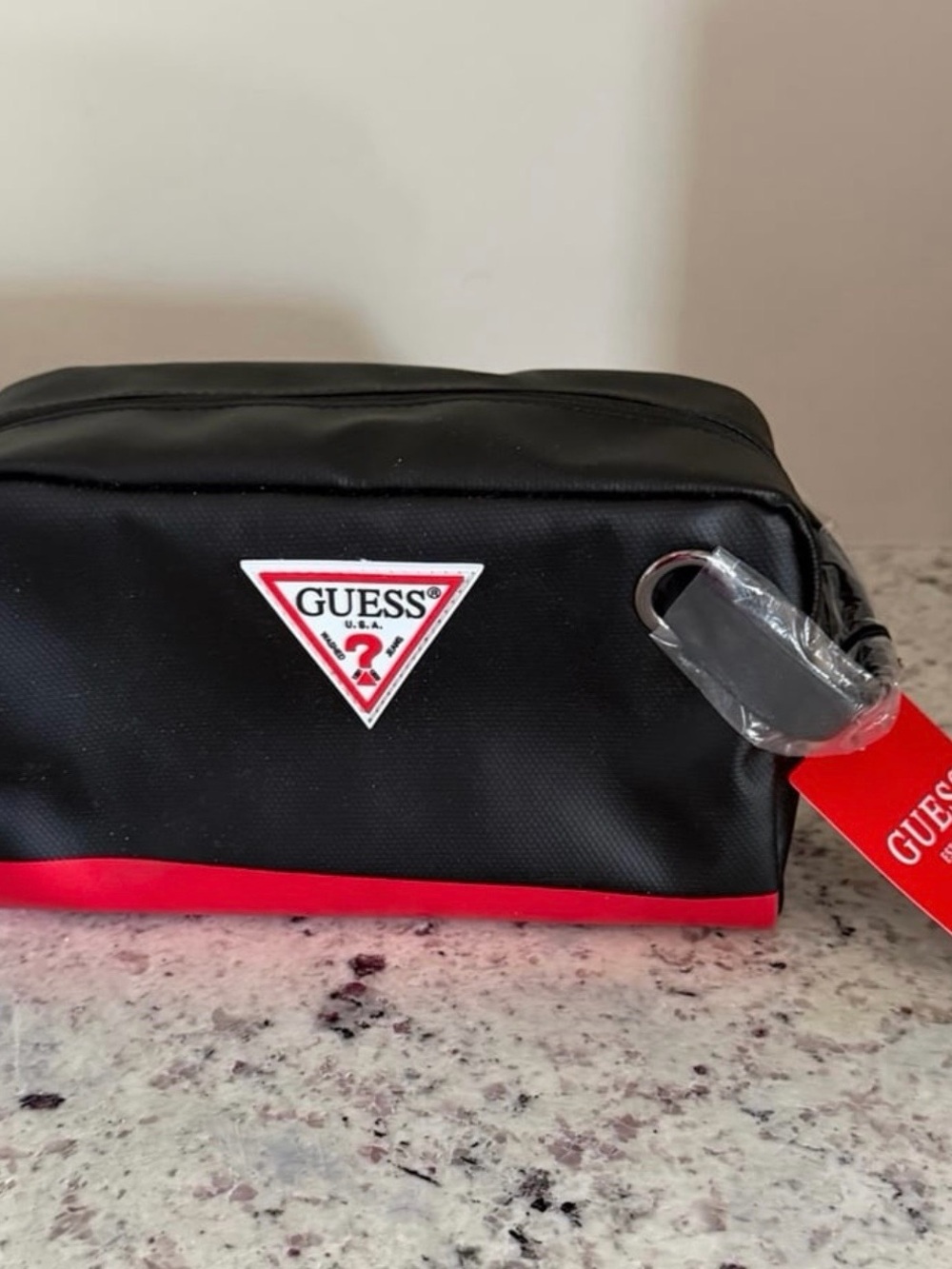 NWT Guess Triangle Logo Unisex Toiletry Bag Cosmetic Case Travel Kit Doppler Kit